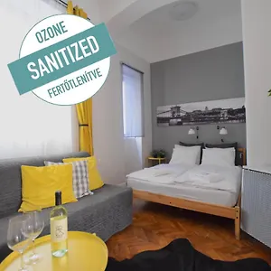 Standard By Hi5 - Chainbridge Apartament