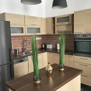 Apartman Gozsdu Entertainment District